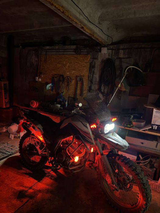 Продам мотоцикл  Ular x1 250 куб