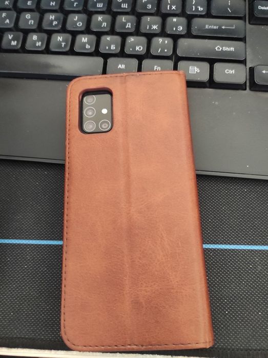 Samsung Galaxy A51 8/128  Karobka Sastayanasi juda yaxshi holatda