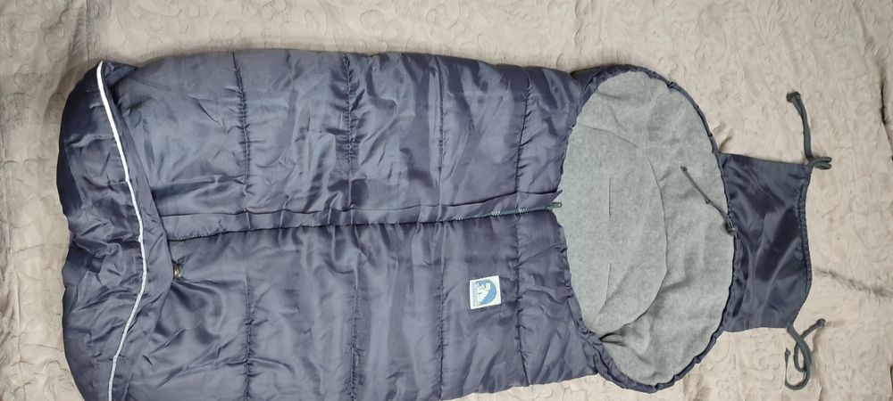 Зимен чувал за бебешка количка