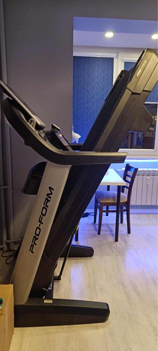 Сгъваема бягаща пътека ProForm Pro2000