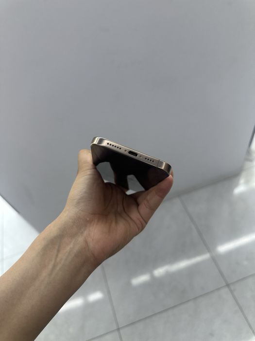 16 Pro Max ZP/A 256 GB Natural Disert