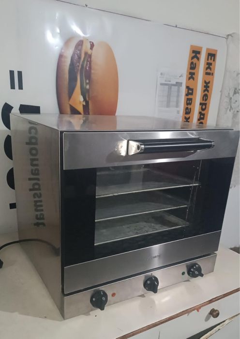 Продам духовку смег smeg