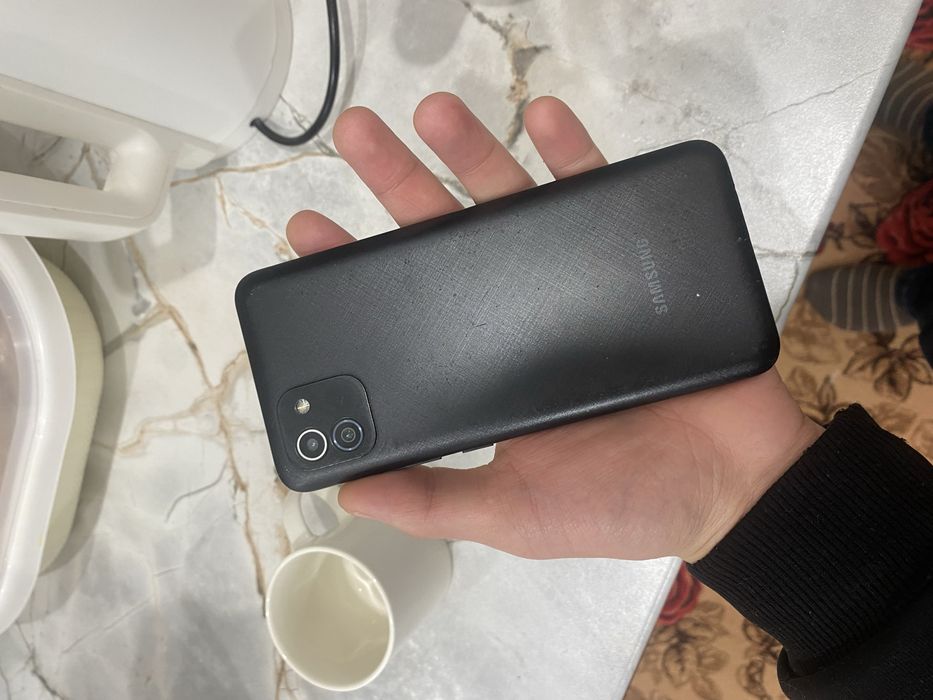 Samsumg A03 продам срочно бу