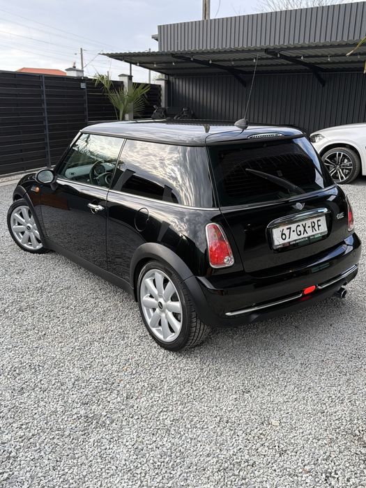 Mini cooper 1.6 benzina an 2005