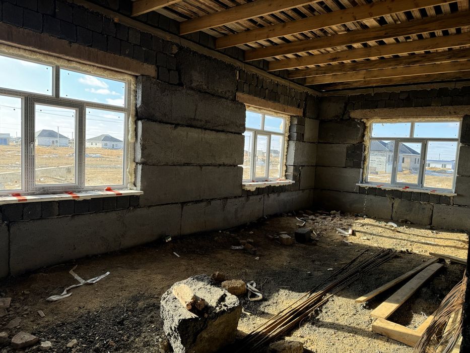 Жер үй сатылады  .