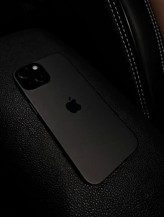 СРОЧНО iPhone 15 black