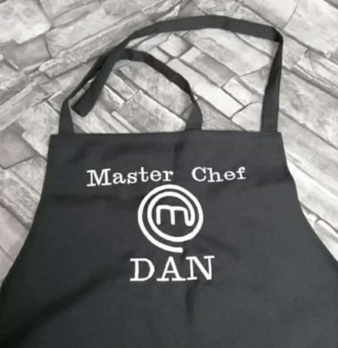 Șorț personalizat prin broderie