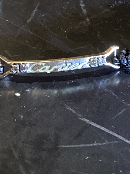 Златна гривна с естествени диаманти