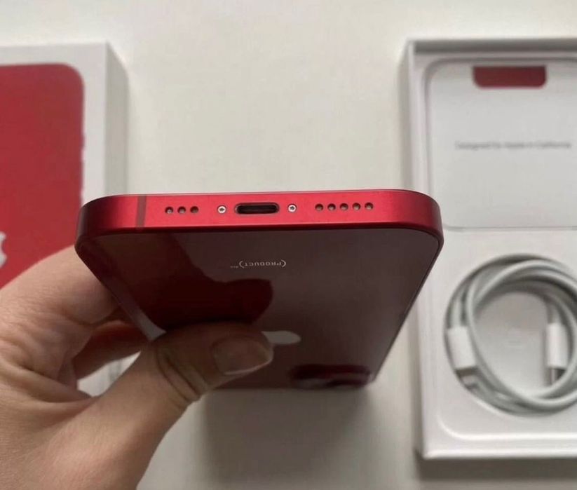 Айфон 13 в отличном состоянии