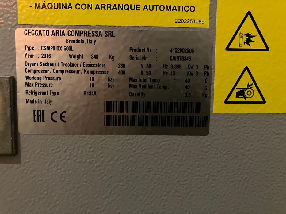 Vând compresor industrial