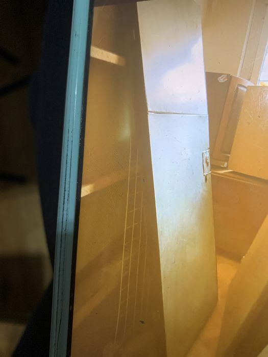 Двери б/у продам