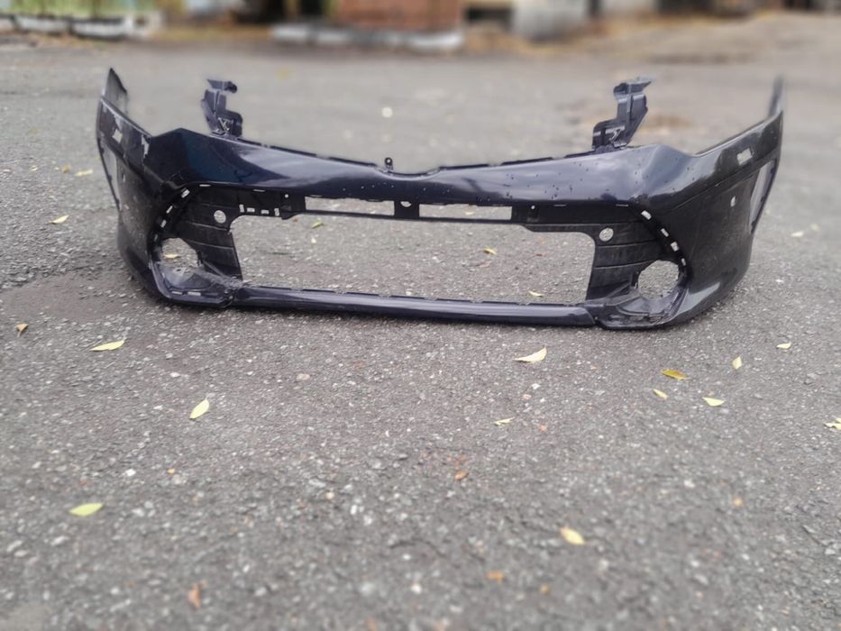 Продам бампер camry 55