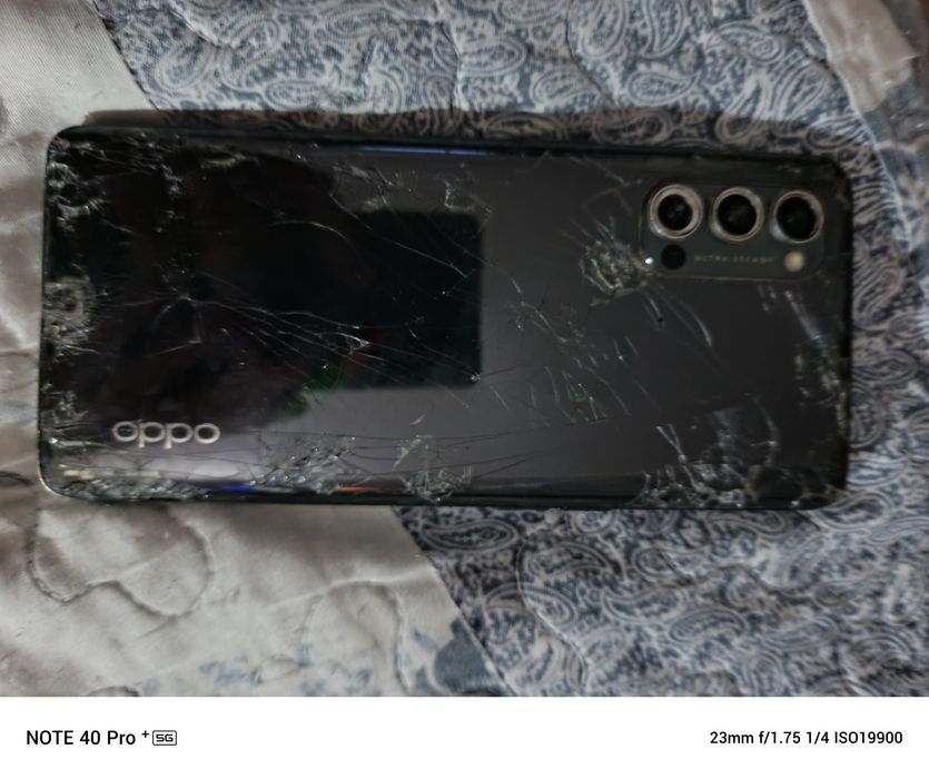 Продам орро Рено 4 про5G