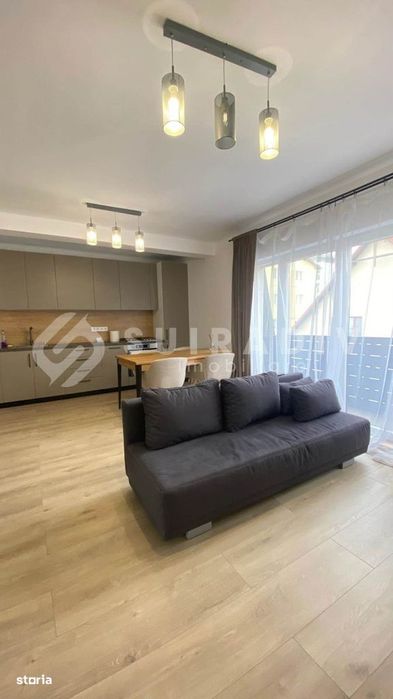 Apartament 3 camere | zona Regal | Terasă | 2 parcări + boxă