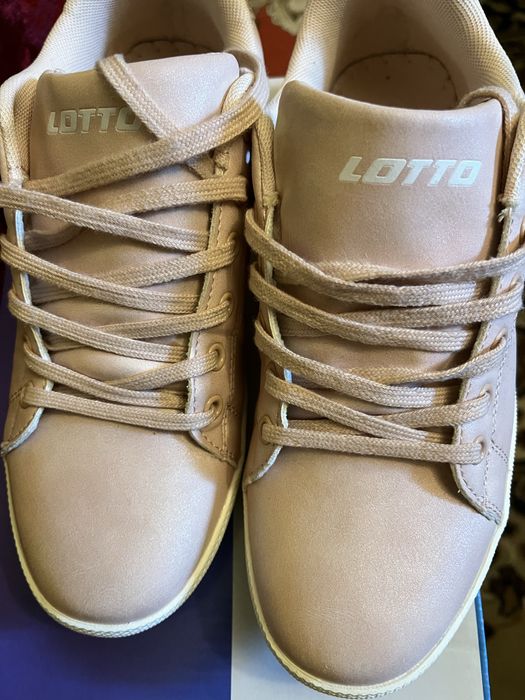 Adidasi dama Lotto