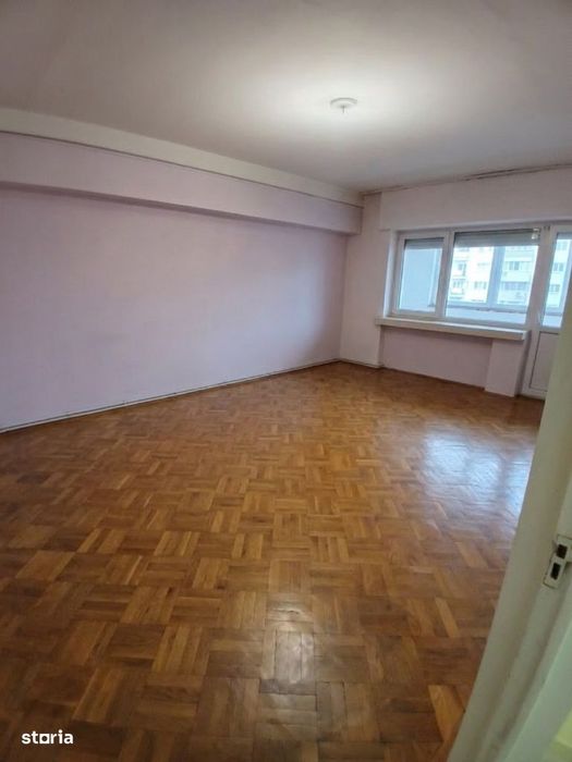 Ultracentral, 3 camere
