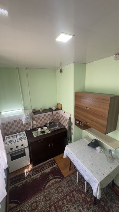 Ангрен продается квартира 1- комнатная .