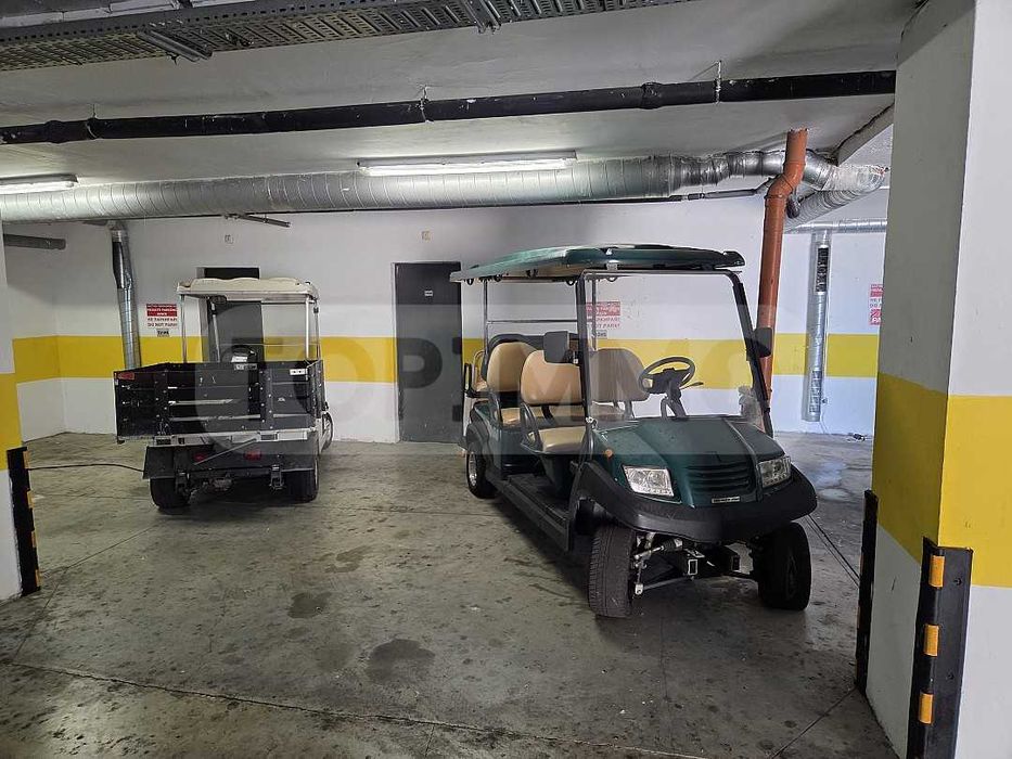 Тристаен апартамент в елитен голф комплекс Thracian Cliffs Golf Resort