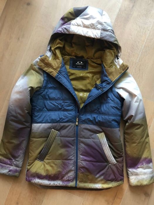 Geaca cu puf Oakley pt femei (Small)