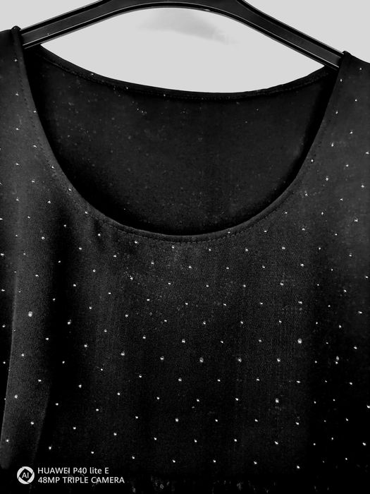 Нови рокли подходящи и за официални.