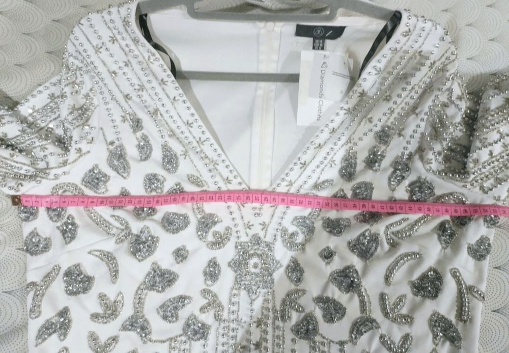 Rochie elegantă nouă, cu etichetă