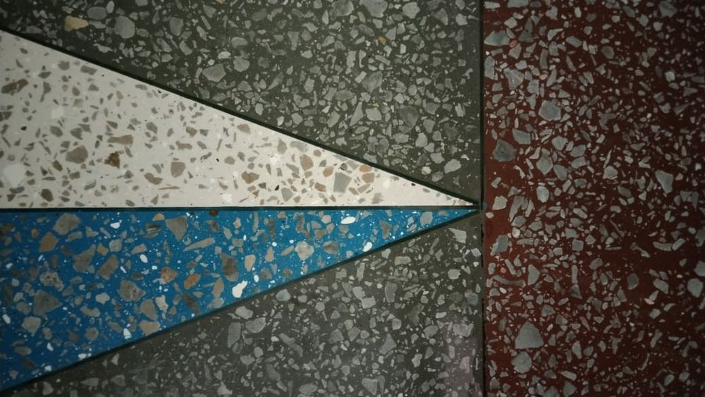 Полы из мраморной крошки