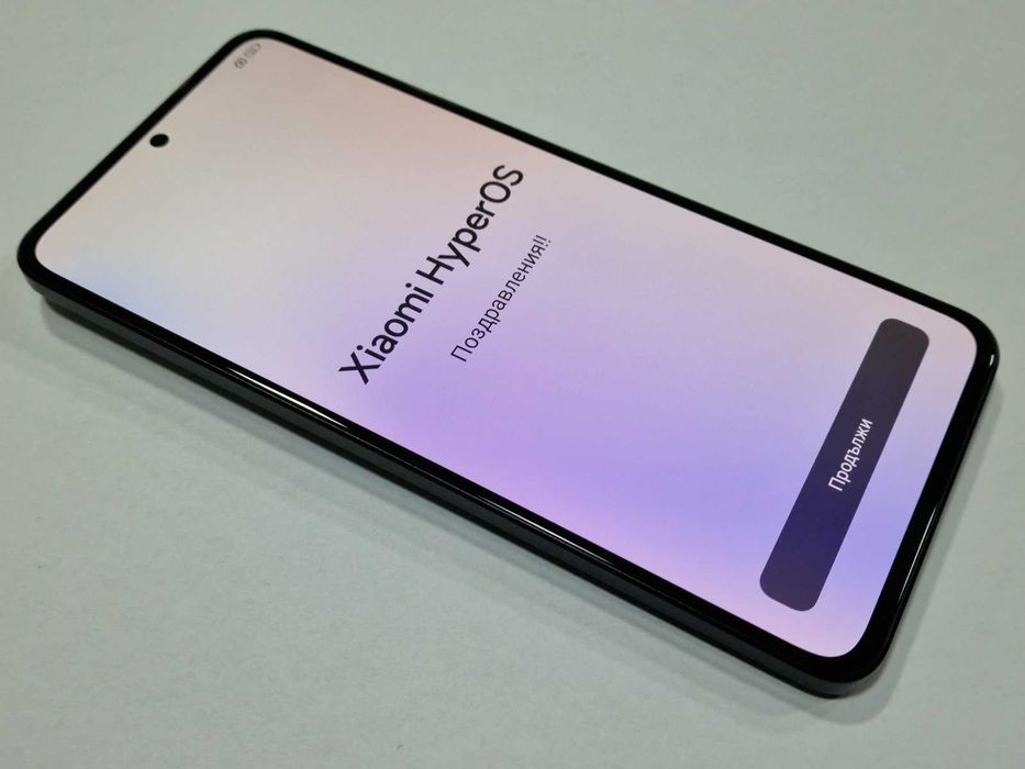 Xiaomi 13T 5G 256GB 8GB RAM Dual / пукнат гръб