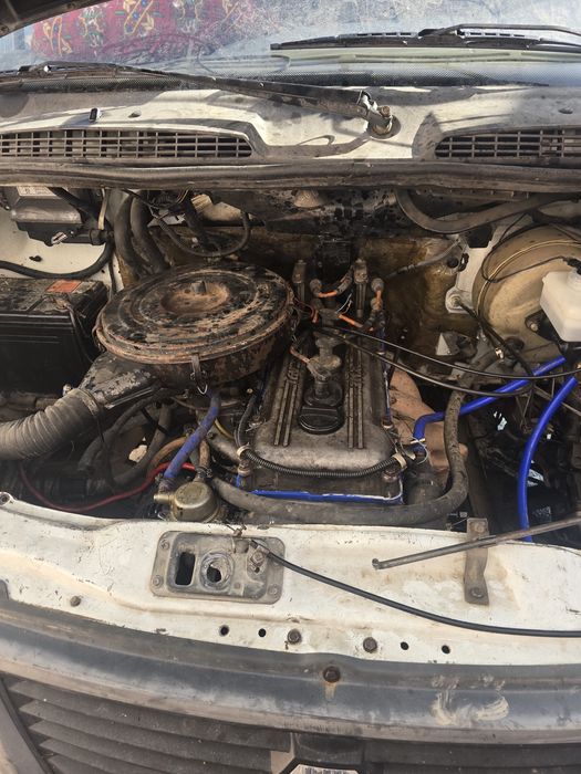 Продам срочно двигатель 406