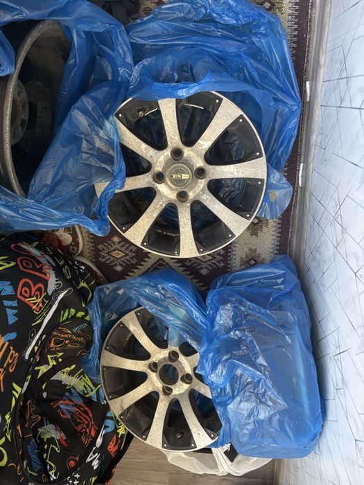 Продам титаны на Ваз диаметр 14