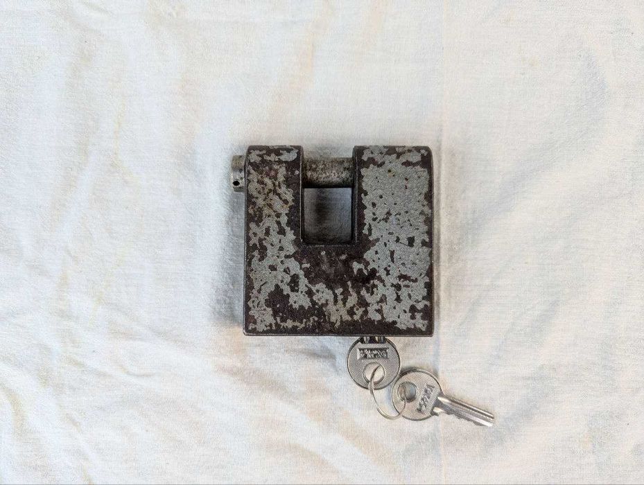 Продам накладной и висячие замки