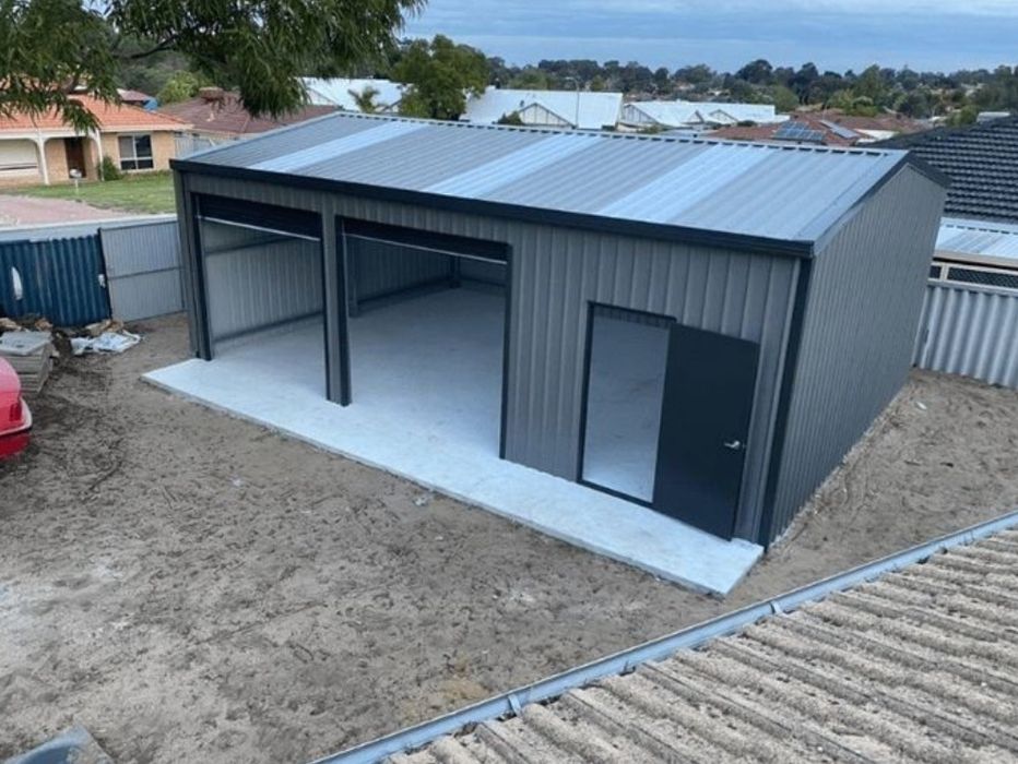 Hale metalice, panouri sandwich, structuri metalice