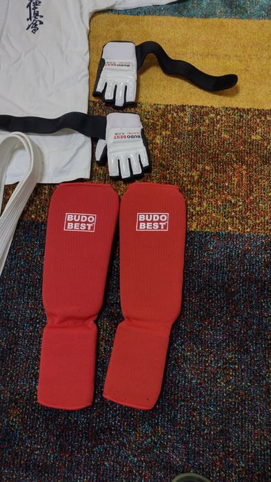 Costum arte marțiale