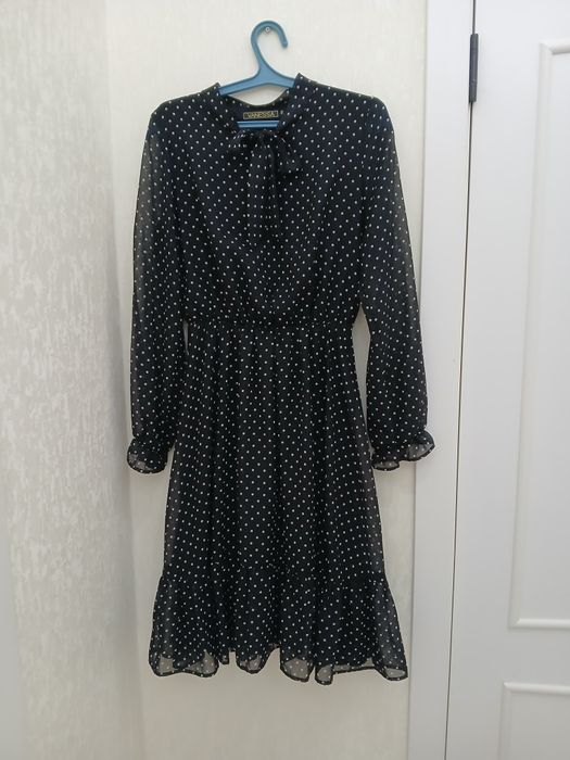 Продам платье разные листайте