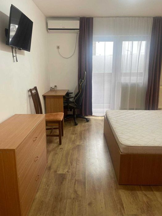 Particular, Inchiriez Garsoniera Zona Alunisului, et.1, Balcon