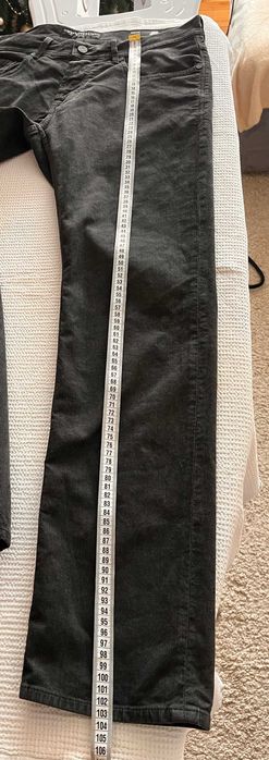 Pantaloni reiati gri inchis Baldessarini barbatesti