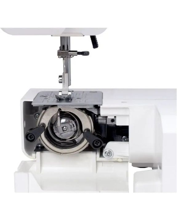 Продам швейную машинку