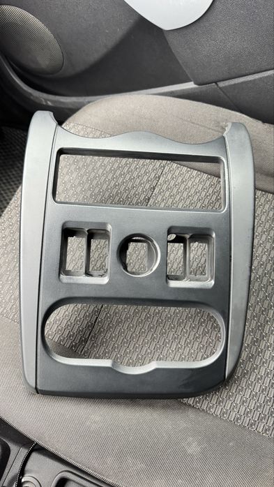 Понель на ларгус