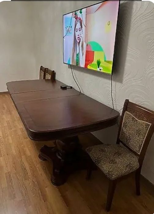 Стол сатылады таза
