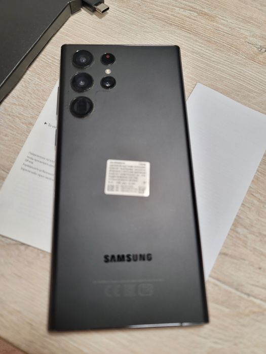 Продам Samsung S22 ultra 128gb