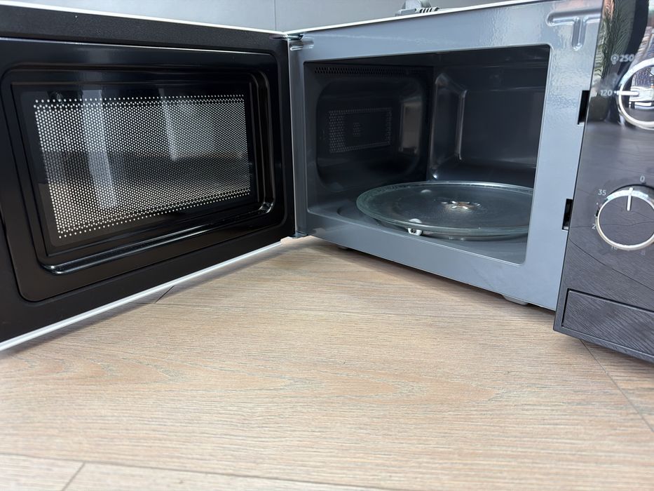 Микровълнова Samsung MS20A3010AH