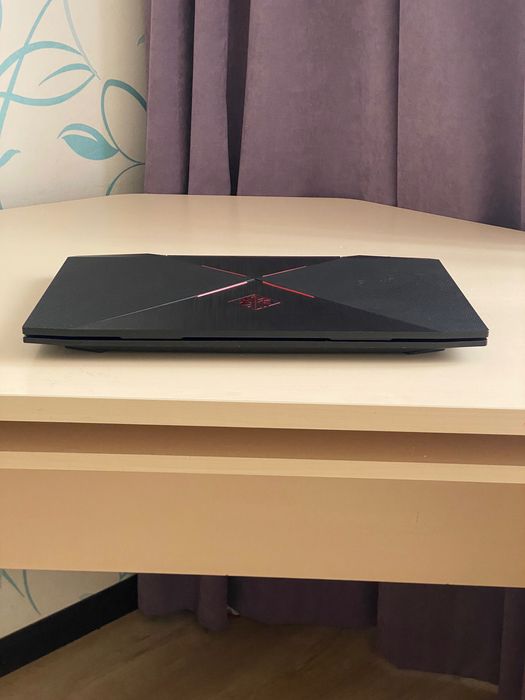 hp OMEN 15 ce0xx