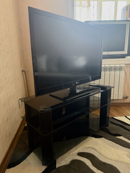 Подставка под телевизор