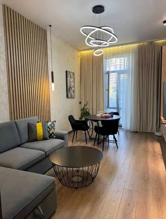 *Сталинский дом ул.Шота Руставелли 3к квартира 80м2,С арендатором,Евро