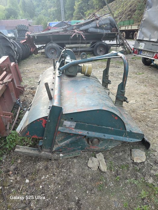 Tocatoare resturi vedetale