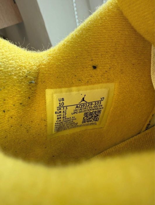 Jordan 4 Retro Vivid Sulfur