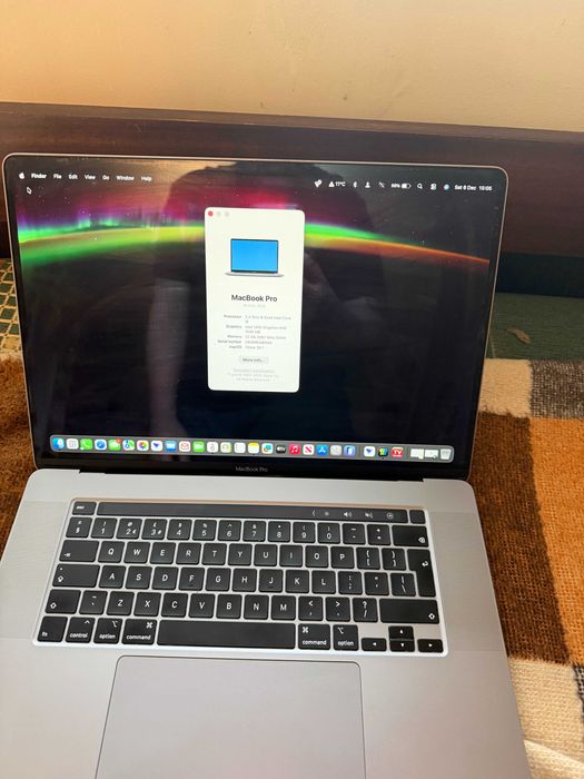 Macbook pro 16incha i9 32gb ram 4TB ssd