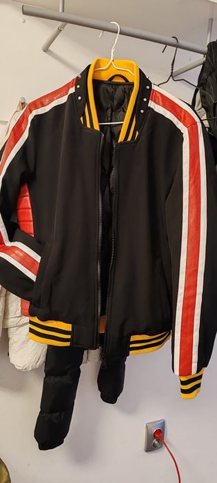 Vând jachetă matlasata