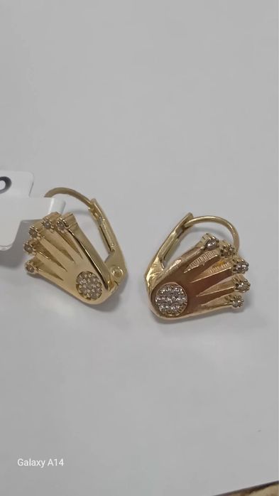 Детски бебешки обеци