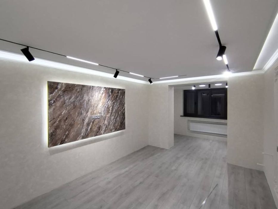 Маляр хороший работы очень аккуратная работа и чистая