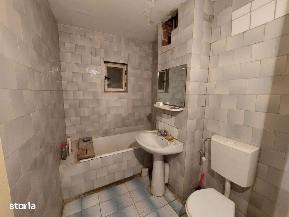 Apartament 3 camere – zona excelenta, etaj 1,  Brazda